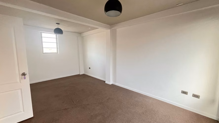 VENDE CASA CON PISCINA EN SECTOR NORTE
