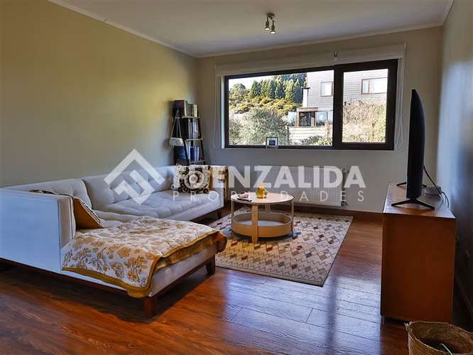 Amplia casa familiar a pasos centro de Puerto Varas 4D4B