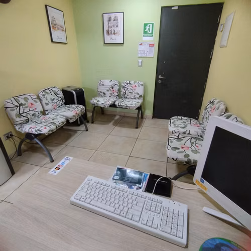 Venta oficina, ideal  área salud