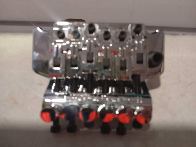 Puente importado, Floyd Rose, completo, totalmente nuevo,sin uso, Guitarra