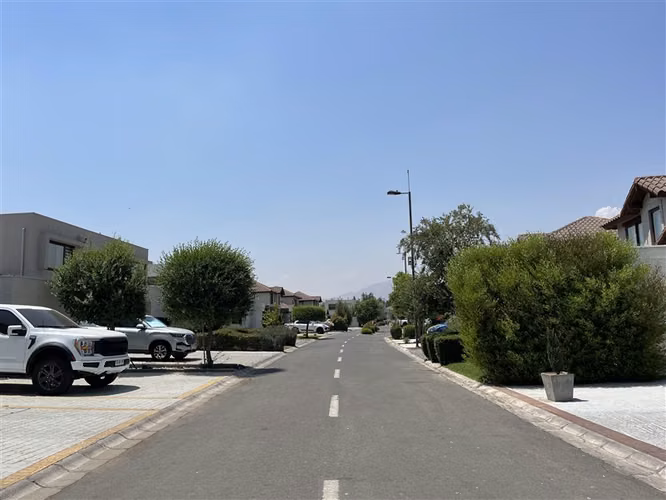 3Dorm/3baños/Sala de estar.Brisas Norte.Colegio Highlands