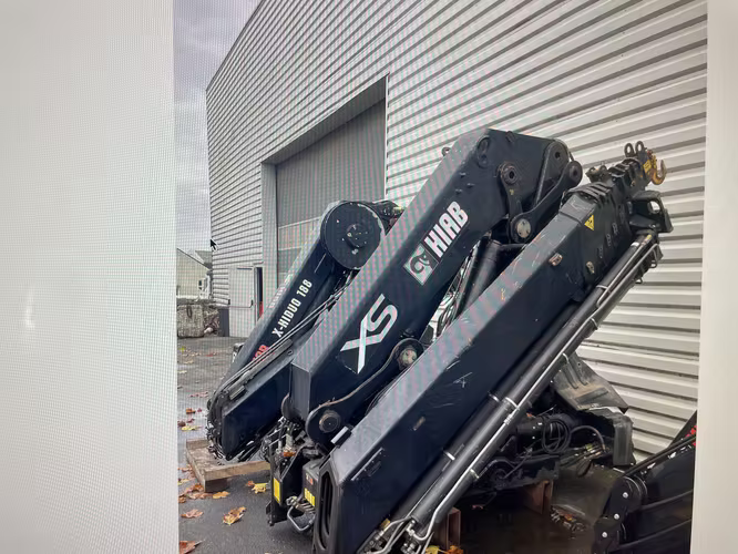 Grua Pluma HIAB