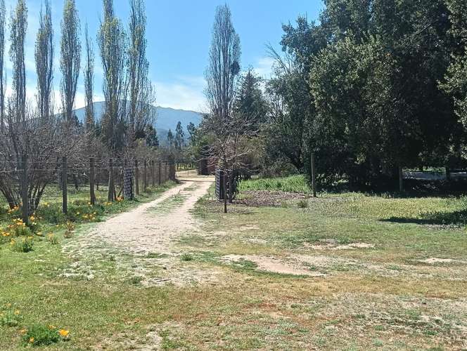 TRANQUE LO OVALLE MEJOR SECTOR DE CASABLANCA VENDO PARCELA CON CASA