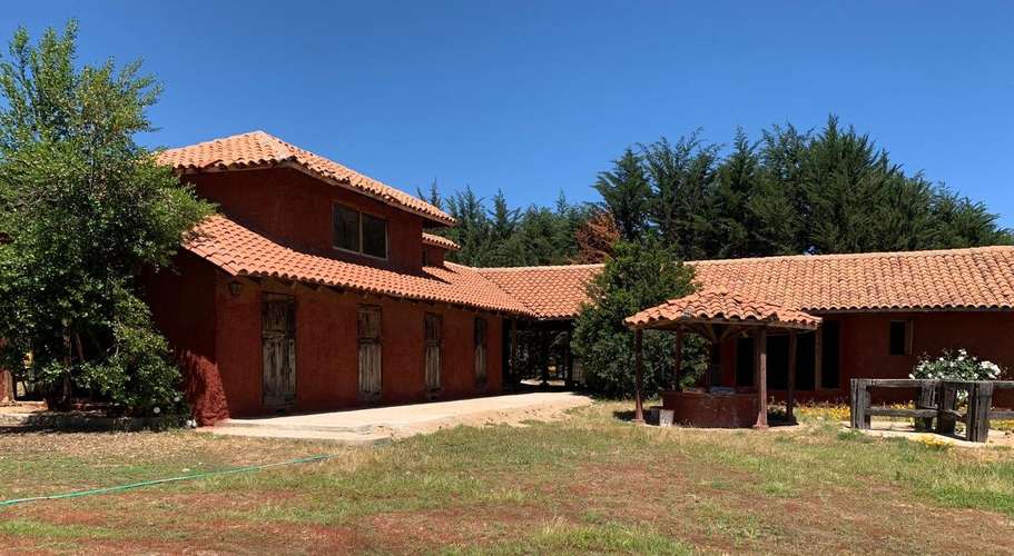 TRANQUE LO OVALLE MEJOR SECTOR DE CASABLANCA VENDO PARCELA CON CASA