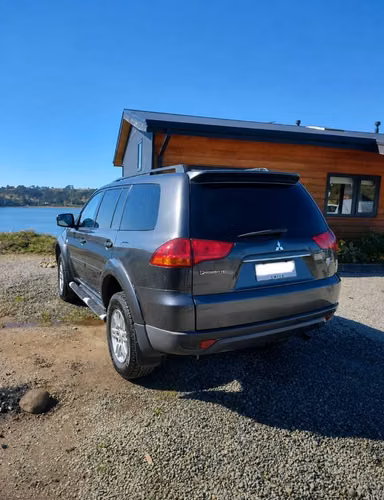 VENDO MITSUBISHI MONTERO SPORT G2 2.5 DI-D TURBO DIÉSEL AT – 2012