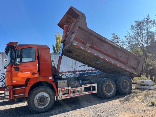 Camión tolva shacman F3000 6x4