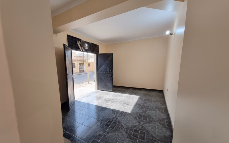 Local En Avenida Principal O Higgins - 134 M2