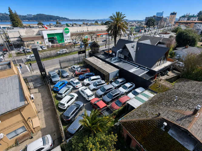 Terreno En Av. P De Valdivia - Excelente Vitrina Comercial