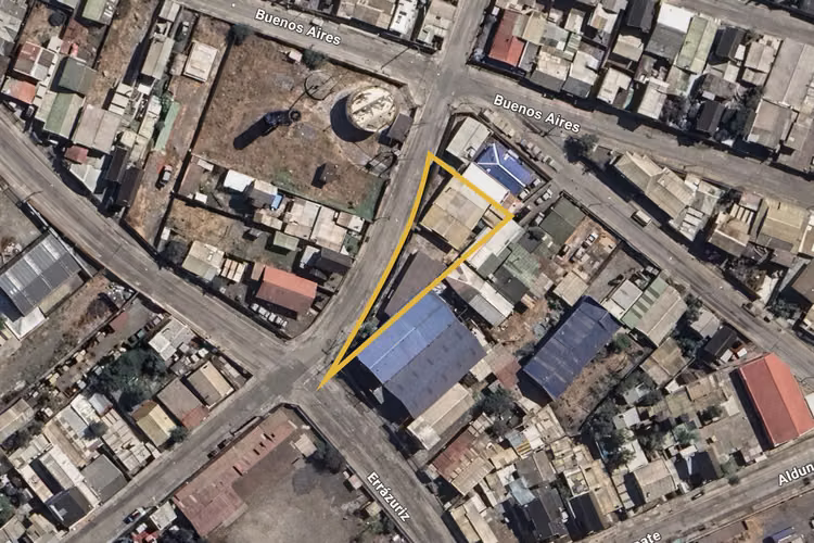 Propiedad Comercial - 8 Estac. - A 1 Cuadra De Av. Colón