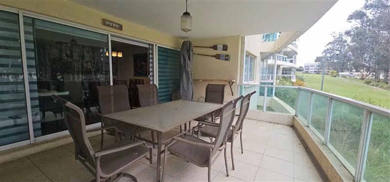 Departamento en venta de 3 dorm. en Santo Domingo
