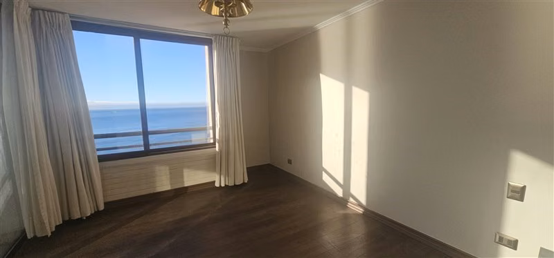 Departamento en venta de 3 dorm. en Viña del Mar