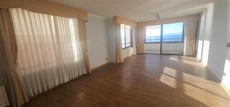 Departamento en venta de 3 dorm. en Viña del Mar