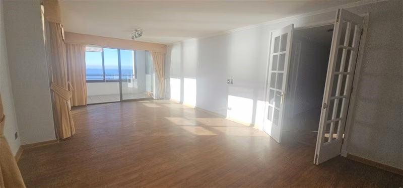 Departamento en venta de 3 dorm. en Viña del Mar