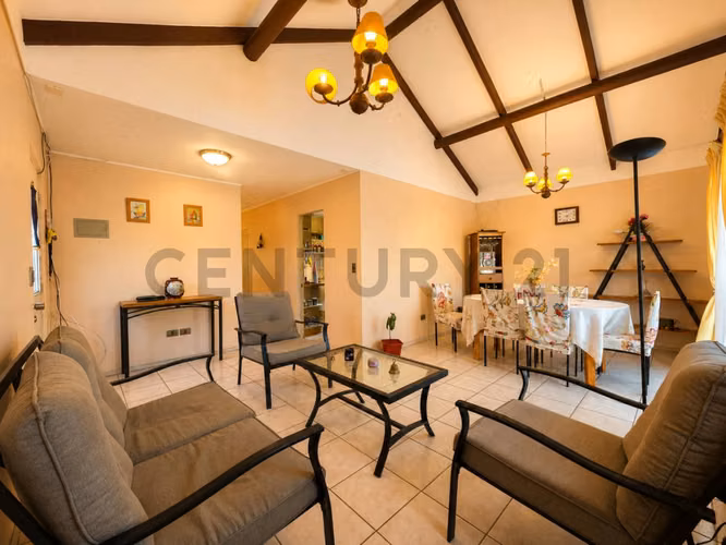 Casa en Venta en sector tranquilo de Peñuelas