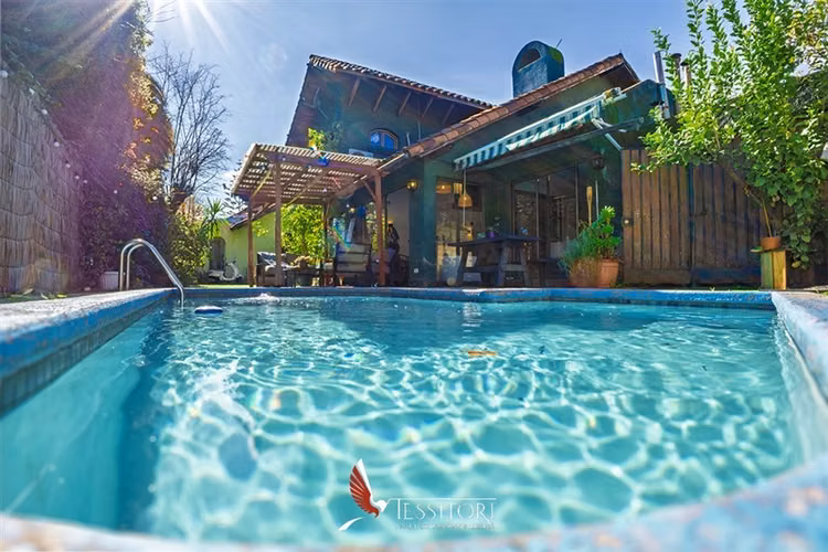 Casa remodelada, piscina, condominio, La Reina, 4 dorm 3 bañ