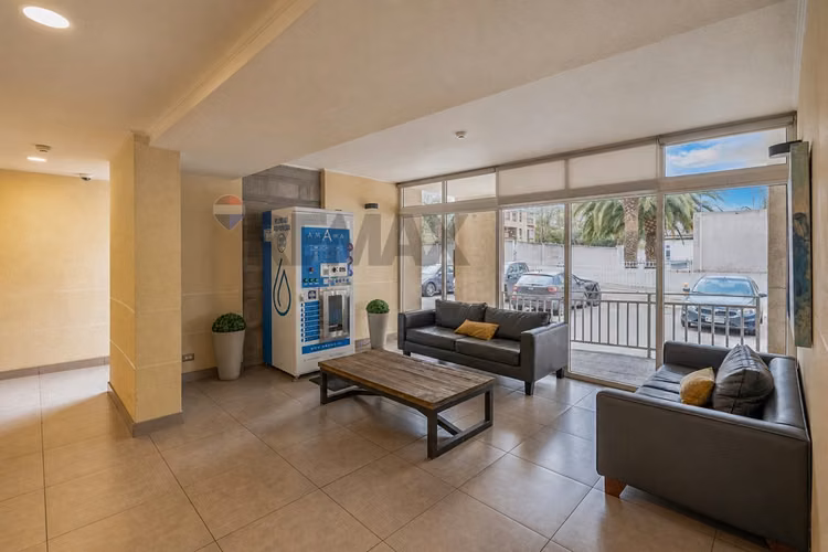 Venta departamento macul - Imagen 5