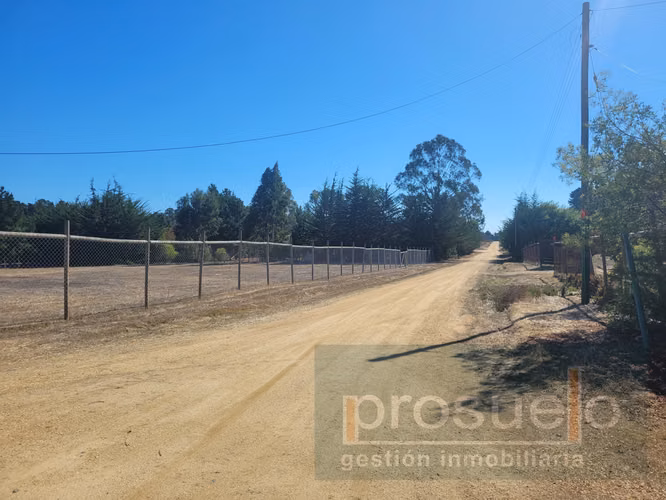 PARCELA  PLANA CERRADA EN CONDOMINIO LA CANDELARIA ALGARROBO