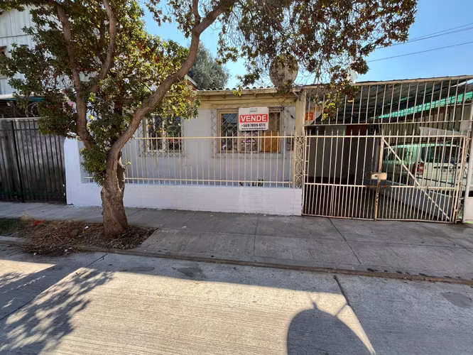 VENTA CASA 4D 1B CERCANA METRO TREN - LO ESPEJO