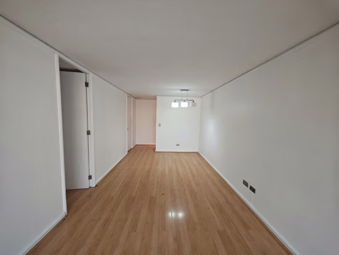 ARRIENDO DPTO 2 DOR, 2 BA, ESTACIONAMIENTO, METRO SIMON