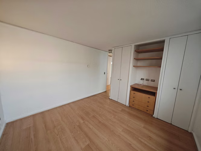 ARRIENDO DPTO 2 DOR, 2 BA, ESTACIONAMIENTO, METRO SIMON