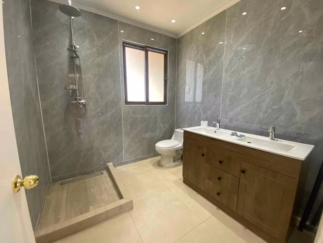 ARRIENDO CASA EN CONDOMINIO 7HAB 4BA ISLA DE MAIPO
