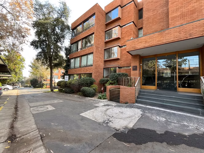 VENTA  DEPARTAMENTO 4D 3E - LA REINA ALTA