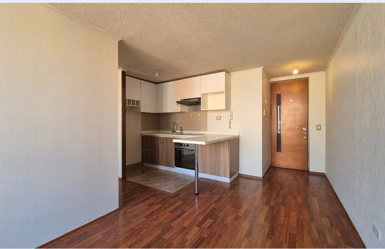ARRIENDO DEPTO 2D-1B- SANTIAGO CENTRO PISO 13 - CLP350K