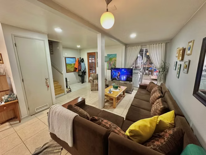 CASA EN BARRIO RESIDENCIAL Y AMPLIADA EN ALTOS DE MAHUIZA