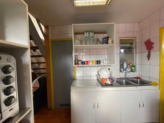 CASA Y LOCAL COMERCIAL EN LOS CONQUISTADORES VALDIVIA