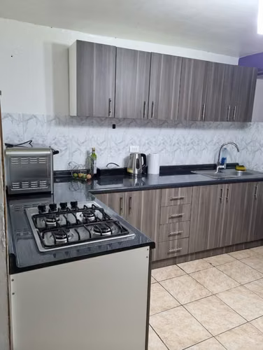 SE ARRIENDA CASA EN SECTOR NORTE 4 HABITACIONES - Imagen 12