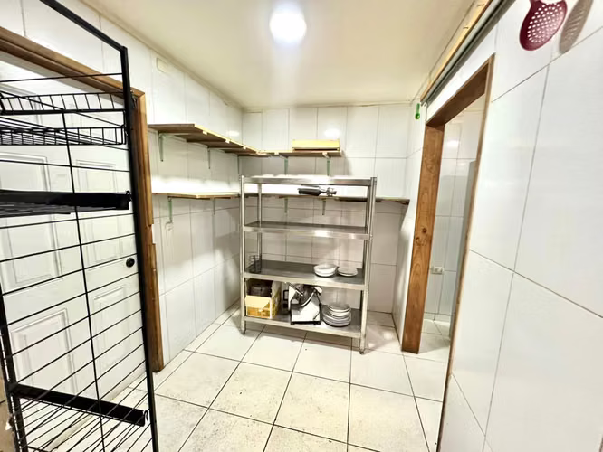 LOCAL GASTRONOMICO FULL EQUIPADO PARQUE KRAHMER VALDIVIA