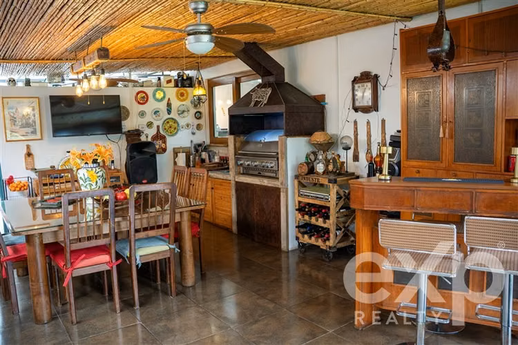 Casa Chilena 5 D en venta/Piedra Roja / Lista para cambiarse