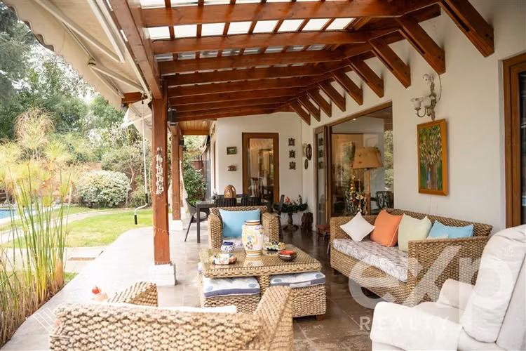 Casa Chilena 5 D en venta/Piedra Roja / Lista para cambiarse