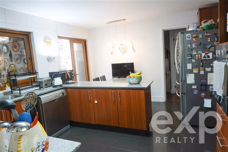 Casa Chilena 5 D en venta/Piedra Roja / Lista para cambiarse