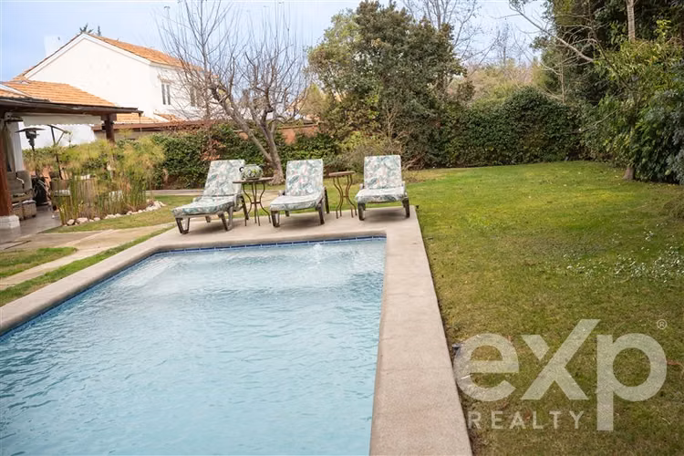 Casa Chilena 5 D en venta/Piedra Roja / Lista para cambiarse