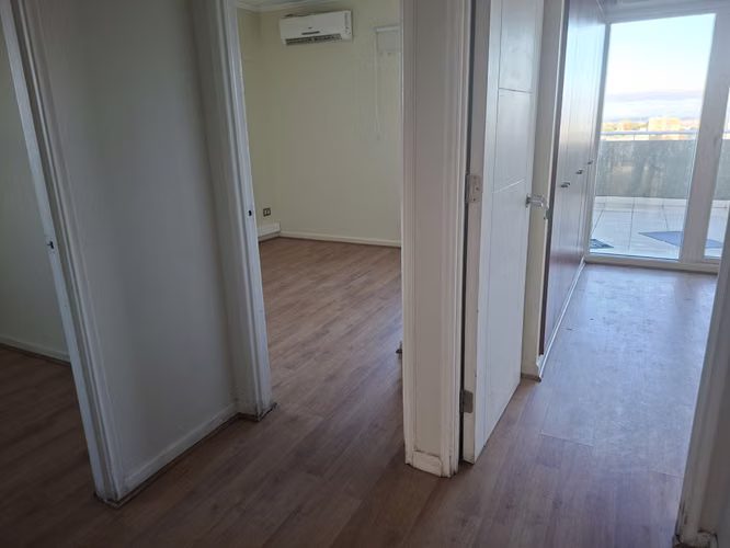 Oficinas amplias, en pleno Centro, con recepción y privados