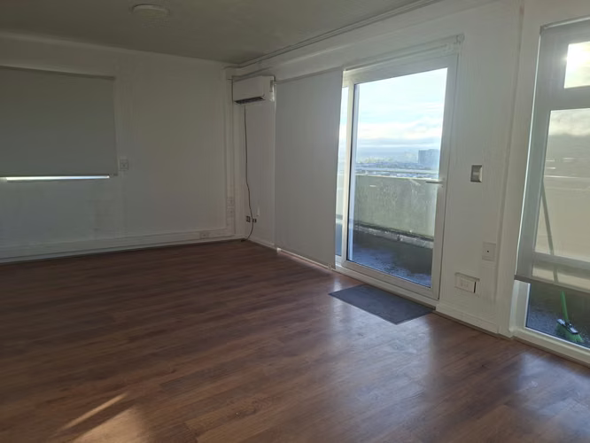 Oficinas amplias, en pleno Centro, con recepción y privados