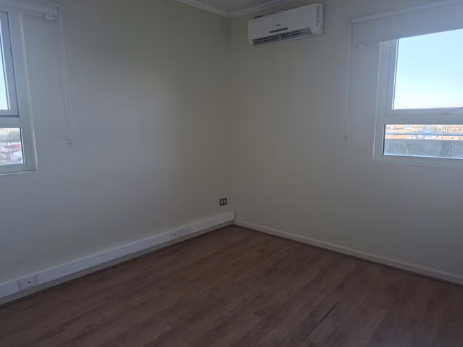 Oficinas amplias, en pleno Centro, con recepción y privados