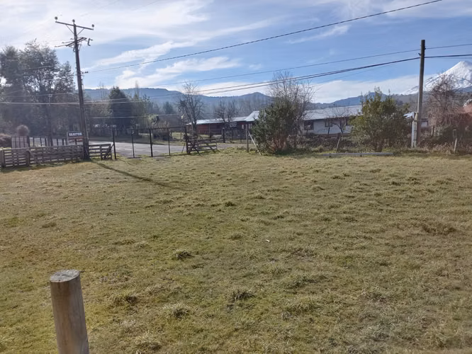 LICAN-RAY GRAN TERRENO CON LOCAL COMERCIAL PARA SUPERMERCADO