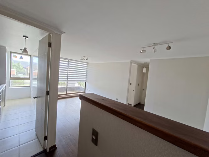 Excelente Departamento en Arriendo en Condominio Santa Ana