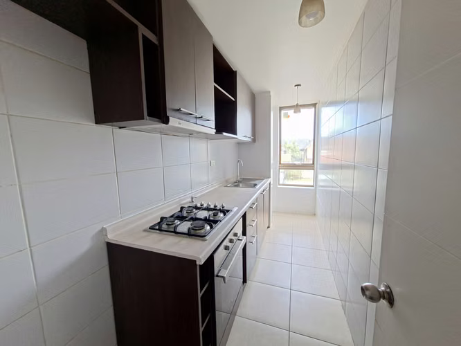 Excelente Departamento en Arriendo en Condominio Santa Ana
