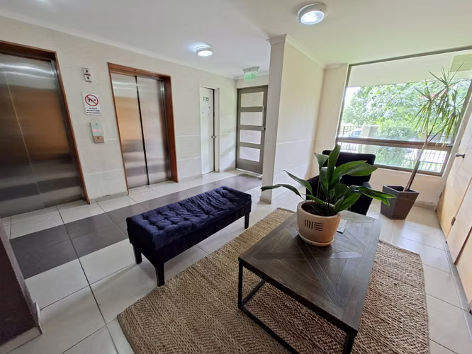 Excelente Departamento en Arriendo en Condominio Santa Ana
