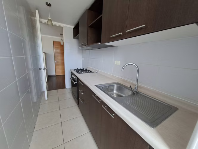 Excelente Departamento en Arriendo en Condominio Santa Ana