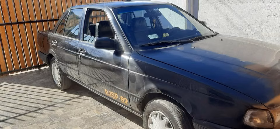 TAXI COLECTIVO - NISSAN V16 - PATENTE COMERCIAL