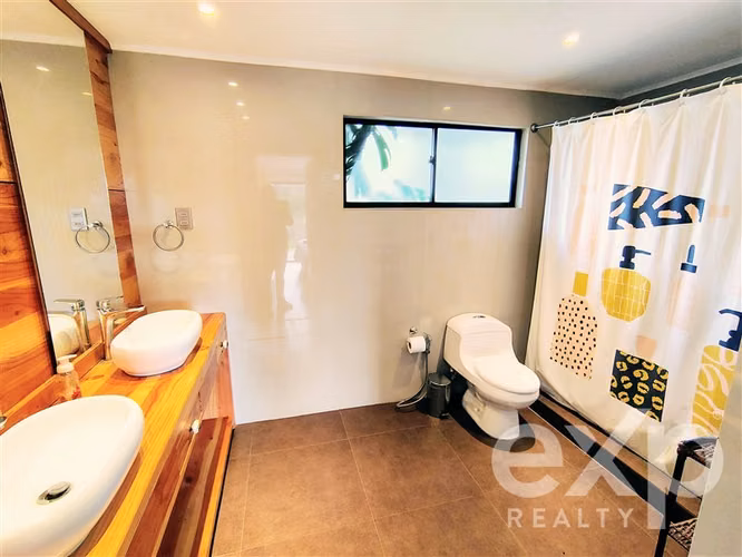 Vende casa a orilla de Lago Rapel. 5 dorm. Condominio. - Imagen 17