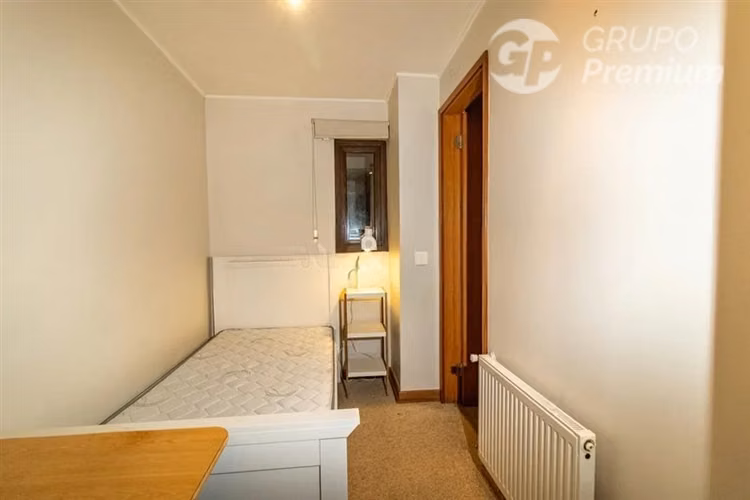 Amplio depto en venta de 4 dorm. en Pucón, Sector La Poza
