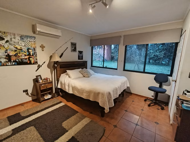 ARRIENDO PARCELA CON CASA DE 4D/4B CERCANA AL COLEGIO CARAMPANGUE
