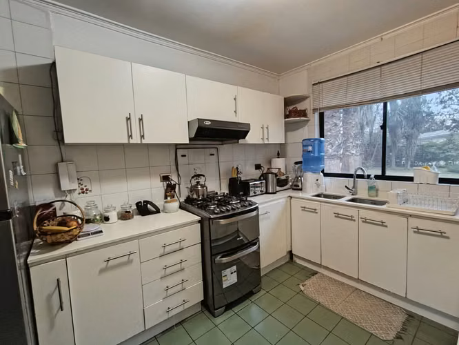 ARRIENDO PARCELA CON CASA DE 4D/4B CERCANA AL COLEGIO CARAMPANGUE