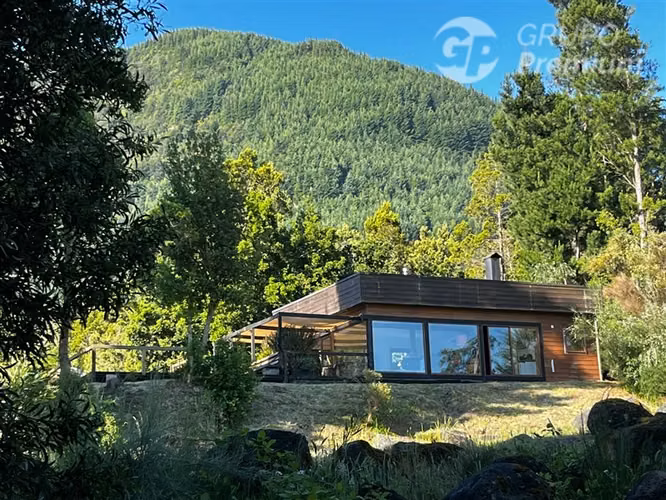 Complejo Turístico en Venta con Orilla de Río Trancura - Imagen 18