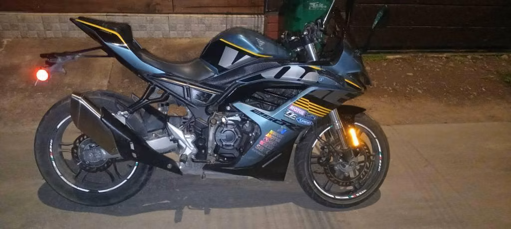 Vendo moto en excelentes condiciones
